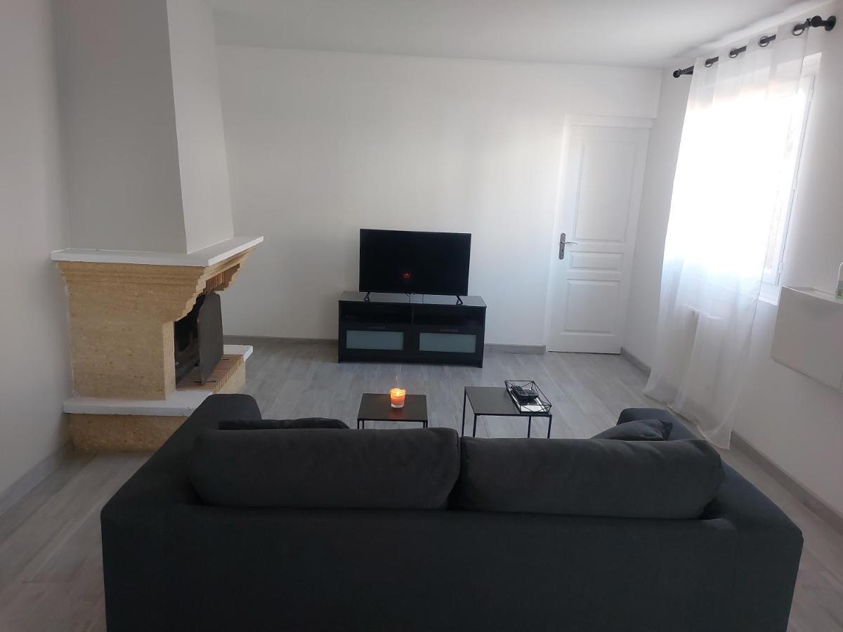 Charmante Maison Cosy T2 Avec Terrasse Διαμέρισμα Tremblay-en-France Εξωτερικό φωτογραφία